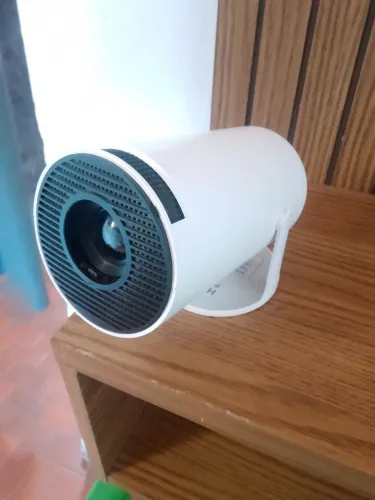 Projetor HYb300