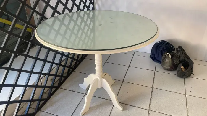 Mesa provençal madeira c/ vidro