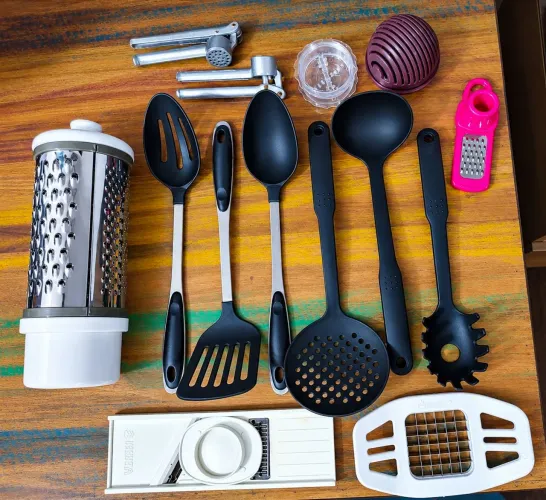Kit fechado de utensílios para cozinha