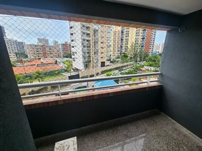 Imóvel para aluguel possui 70 metros quadrados com 3 quartos em Cocó - Fortaleza - CE