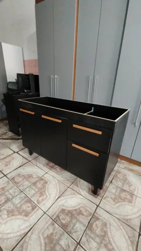 BALCÃO DE PIA PRETO MONTO E ENTREGO NO MESMO DIA