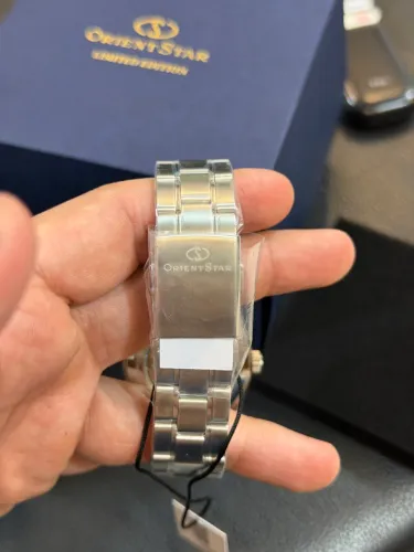 CONTEMPORARY NOVO ORIENT STAR