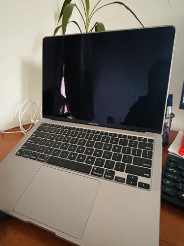 MacBook Air M1 2020 13" cinza-espacial 8GB de Ram - 256GB SSD