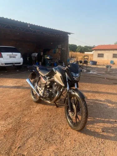 160 Titan Semi nova a venda.