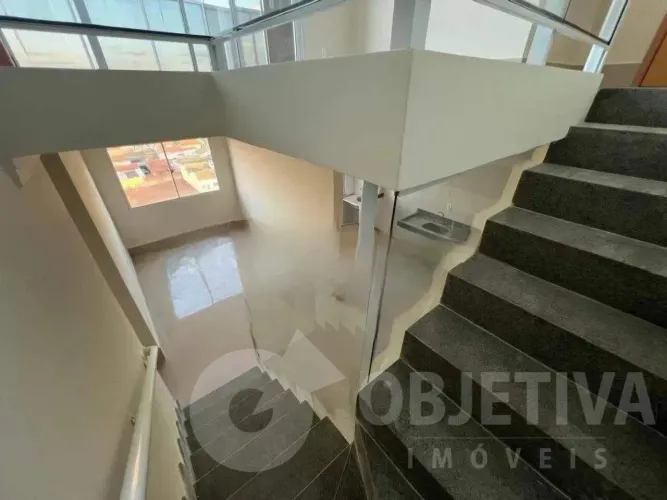 Cobertura para aluguel, 3 quartos, 1 suíte, 1 vaga, JARDIM EUROPA - UBERLANDIA/MG