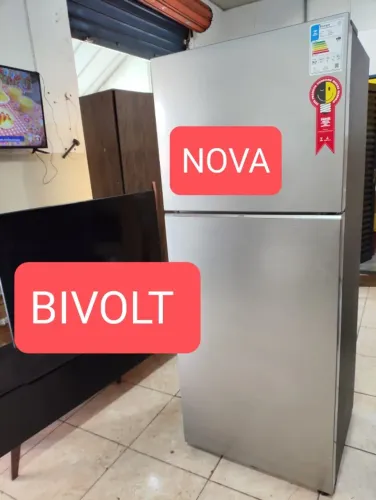 GELADEIRA BIVOLT, NOVA, LERRR ANUNCIO