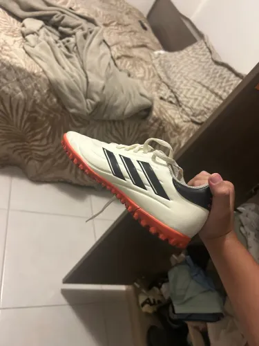 Chuteira Adidas Copa 37