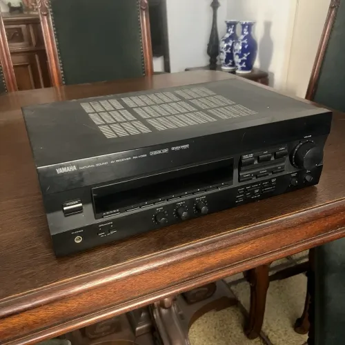 Receiver Yamaha Home Theater RX-V392 200 watts