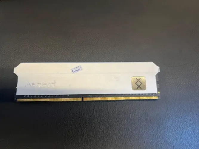 Memória Ram Asgard DDR4 3600 8Gb