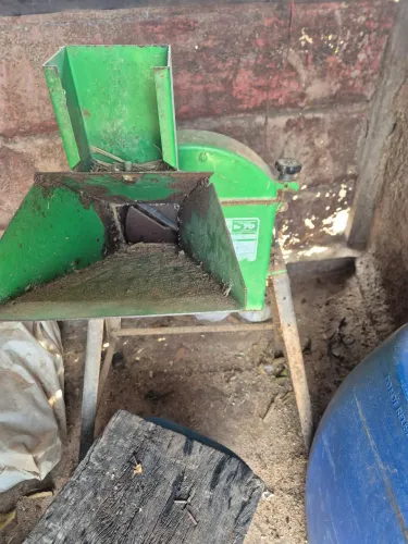 Triturador de capim, preço a combinar