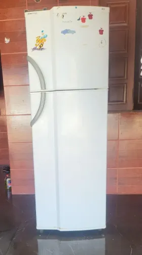 Geladeira DAKO,Frost Free,380 litros,Gelo Seco!