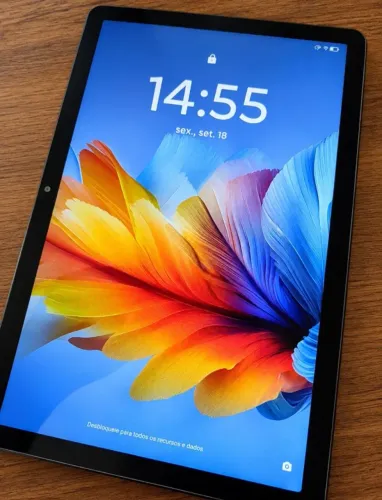 Tablet Lenovo 10.1 Acompanha caixa original, carregador e todos os acessórios originais