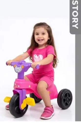 Triciclo infantil