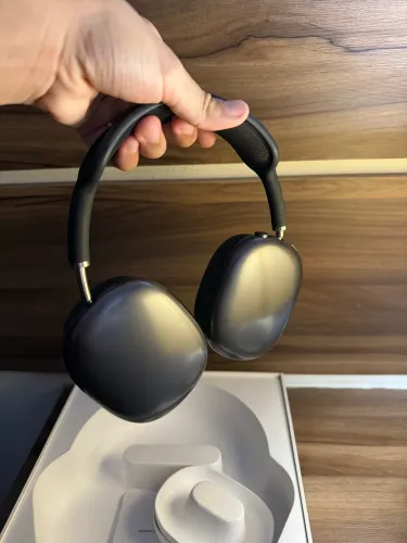 AirPods Max