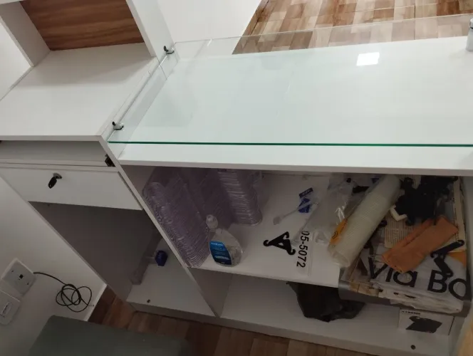 Acessórios de loja de roupas balcão , araras de inox, painel canaleta, arara provador.