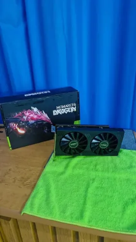 UNIKA RX 580 2048SP 8GB GDDR5 | COM CAIXA | TESTADA | PRONTA PARA USO