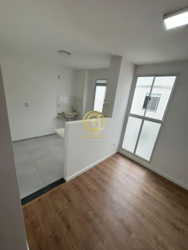 Apartamento com 2 dormitórios, sala ampla, cozinha funcional, 1 vaga e lazer no condomínio
