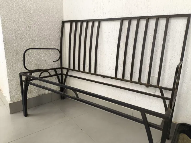 Banco em aço, (moldura sem assento) RESISTENTE!!