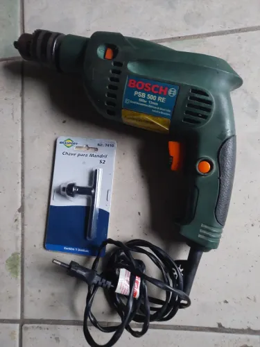 Furadeira de impacto Bosch 150$ ( entrego) aceito pix