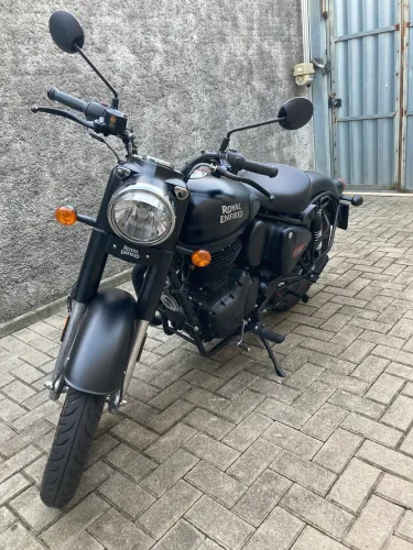 Classic Dark Stealth Black- Impecável