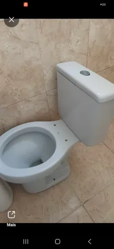 VASO SANITARIO COM CAIXA ACOPLADA