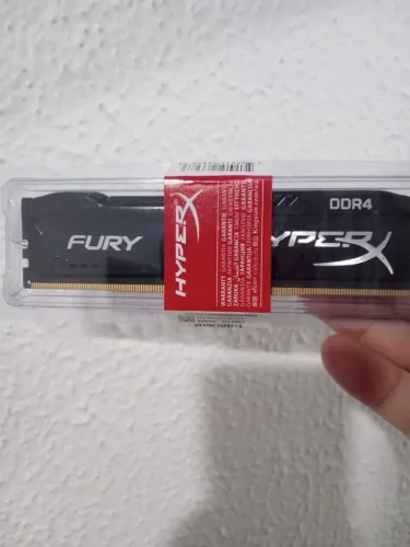 Pente de Memória DDR4 e SSD 240gb 