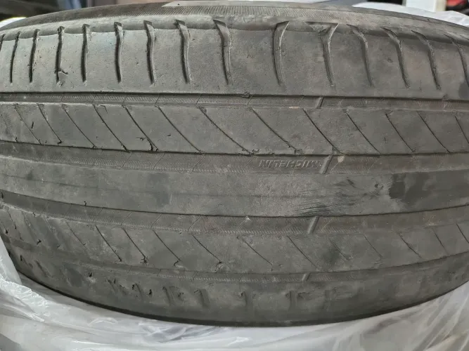 04 Pneus Usados r17