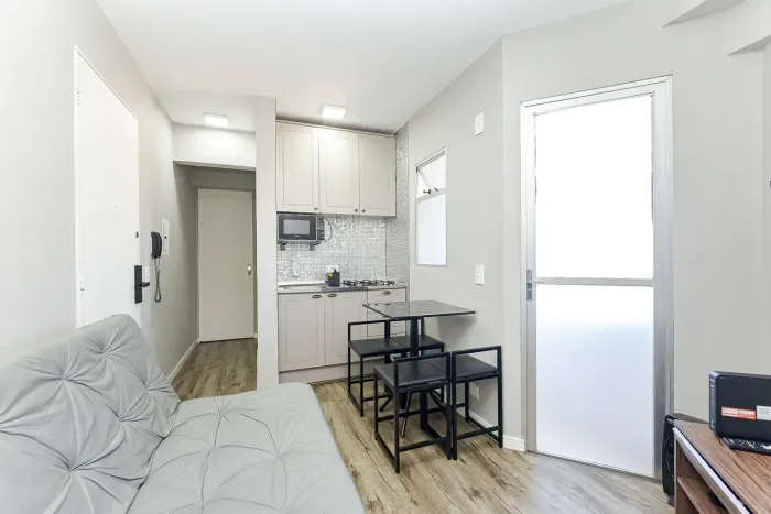 APARTAMENTO STUDIO - CENTRO DE CURITIBA