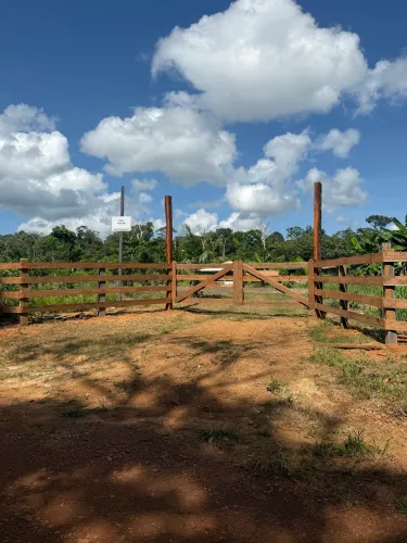 Vende-se chácara 100X250