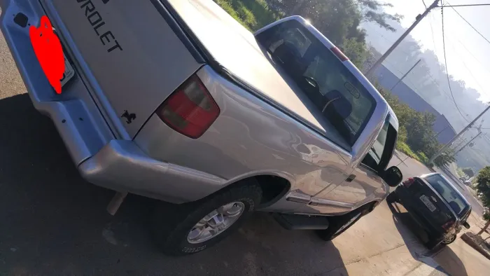 Chevrolet S10 Pick-up Std. 2.2 MPFI CD 2000