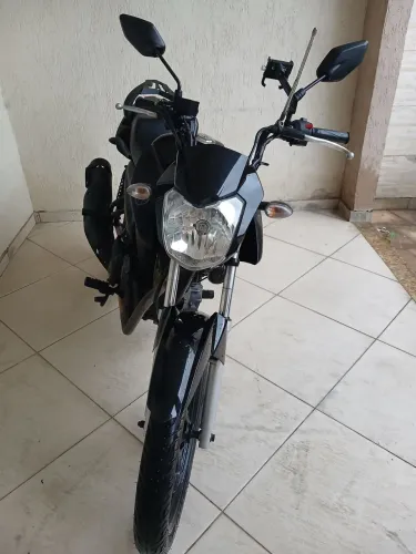 Vendo Yamaha Factor 150 Flex em excelente estado.