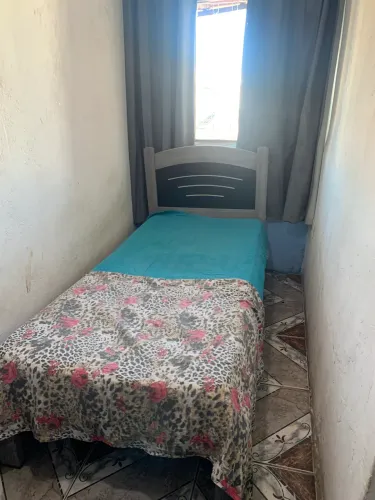 Quarto masculino disponivel