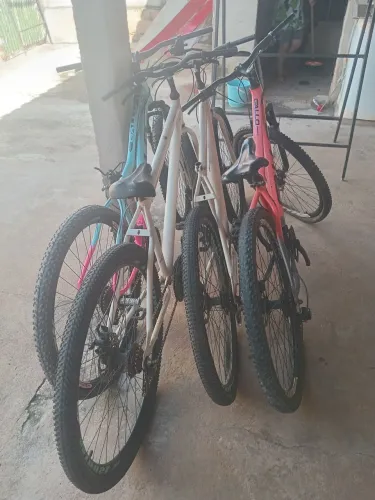 Vendo 4 Bicicletas 800 as 4 não vendo separado apenas as 4 foi pago 4.300