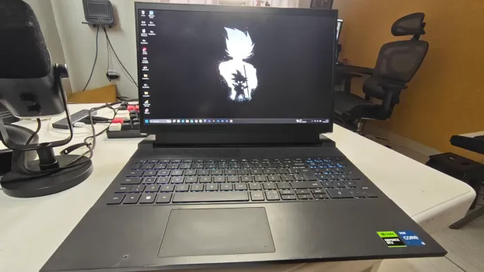 Dell G15 5530 i5-13450hx<br>Rtx4050 16gb Com 2 Ssd Cinza