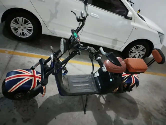 Scooter elétrica 