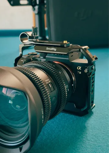 Kit Câmera Sony Alpha A7 III + Acessórios