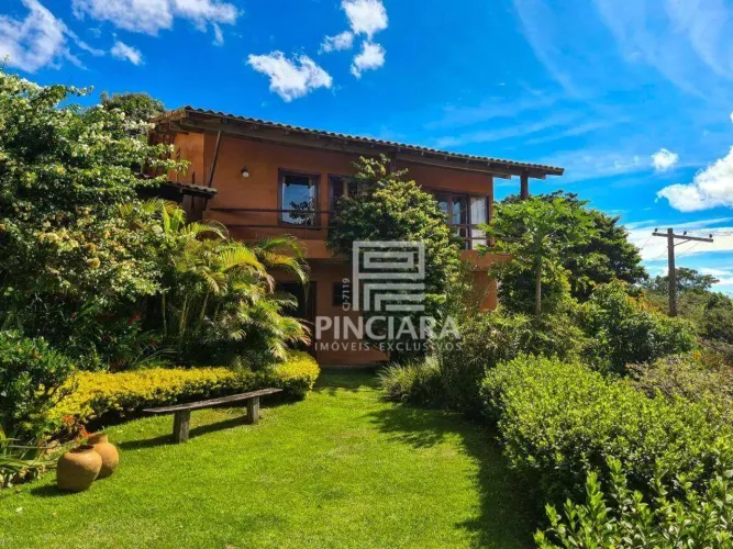 Casa de 500 m² com 5 quartos em Corrêas, Petrópolis/RJ - Compre por R$ 2.980.000