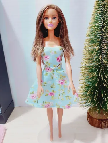 Barbie Doll Glitz Purple Dress morena
