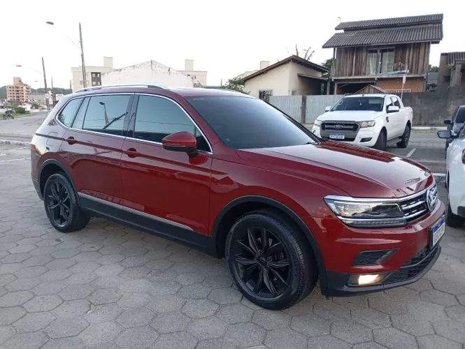 Volkswagen Tiguan Allspac Comf 250 TSI 1.4 Flex 2018