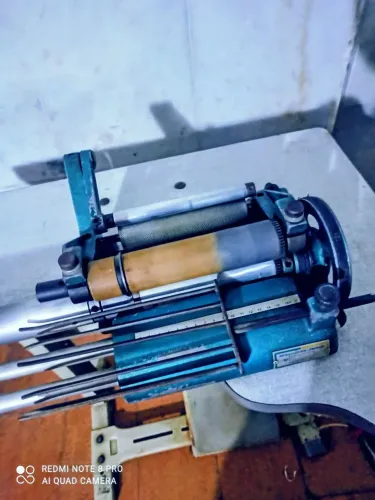 MAQUINA CORTAR VIÉS AMOLADA SEMINOVA IDEAL P/ OVERLOQUE COLARETE costura 