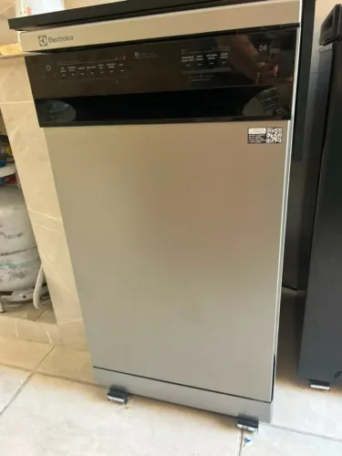 Lava Louças Eletrolux 10 serviços 220V, novíssima, na garantia
