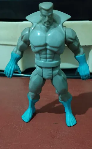 Gárgula Cinzento Toybiz (Bootleg)