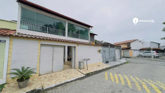 Casa com 3 dormitórios para alugar, 135 m² por R$ 3.048,27/mês - Luz - Nova Iguaçu/RJ