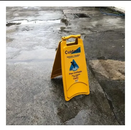 Placas de sinalização tenho 20 unidades
