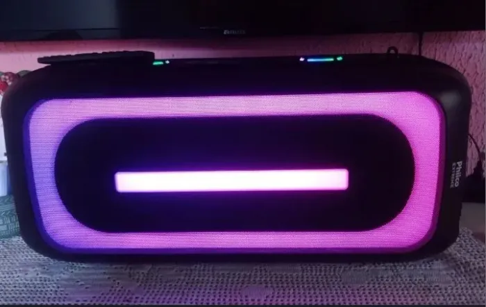 Caixa de som philco extreme, som de qualidade em perfeito estado.