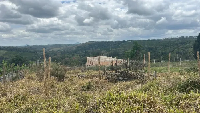 Negócio, terreno no portal do monte