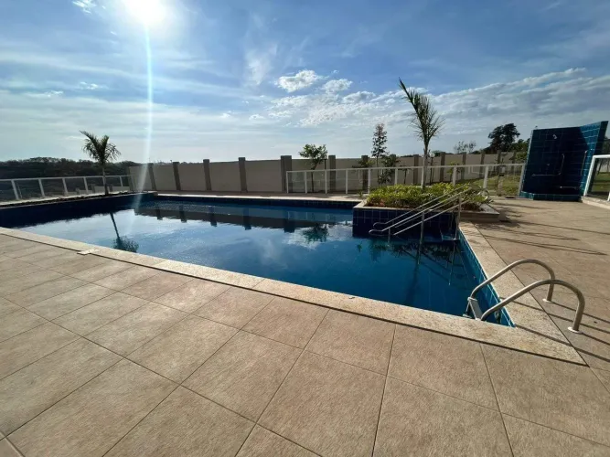 Apartamento para locação com dois quartos e 39 m², Jardim Godoy, Bauru, SP