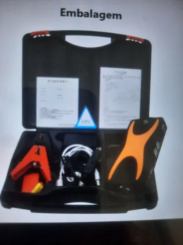AUXILIAR DE PARTIDA COM MINI COMPRESSOR COM INUMERAS FUNÇÕES CARREGA CELULAR, ILUMINAÇÃO