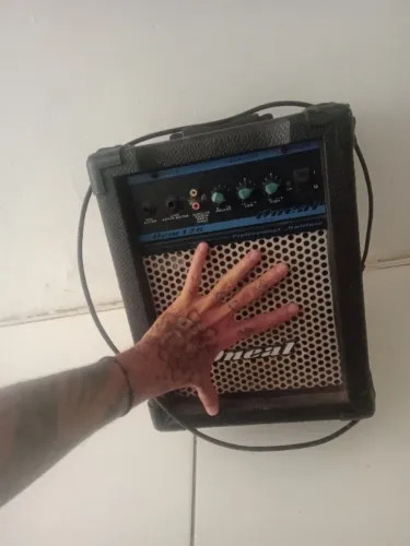 Caixa amplificada