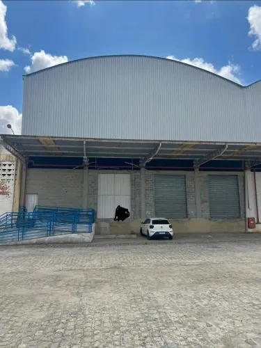 Galpão com 1200 metros, PD 12 m e 3 docas em Condomínio no Distrito Industrial - João Pess